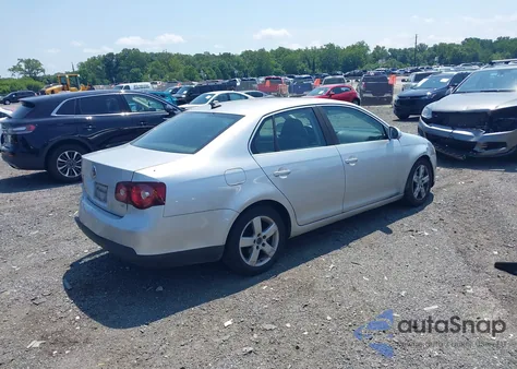 2008 Volkswagen Jetta Se/Sel z USA, uszkodzony, nr VIN 3VWRM71K08M198296